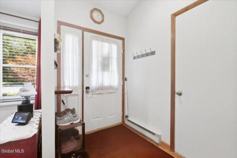 22 Cromwell Drive Halfmoon NY 12065