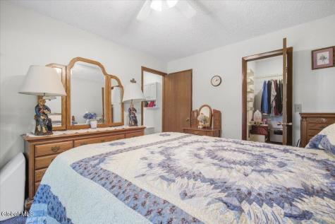 22 Cromwell Drive Halfmoon NY 12065