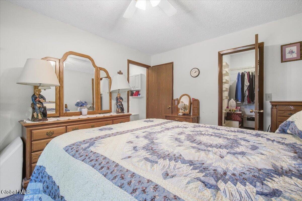 22 Cromwell Drive Halfmoon NY 12065