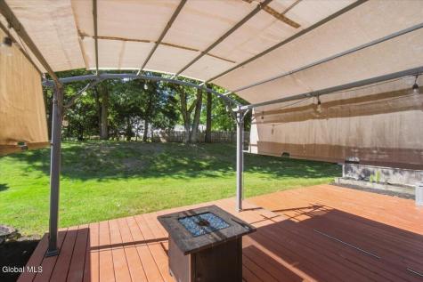 22 Cromwell Drive Halfmoon NY 12065
