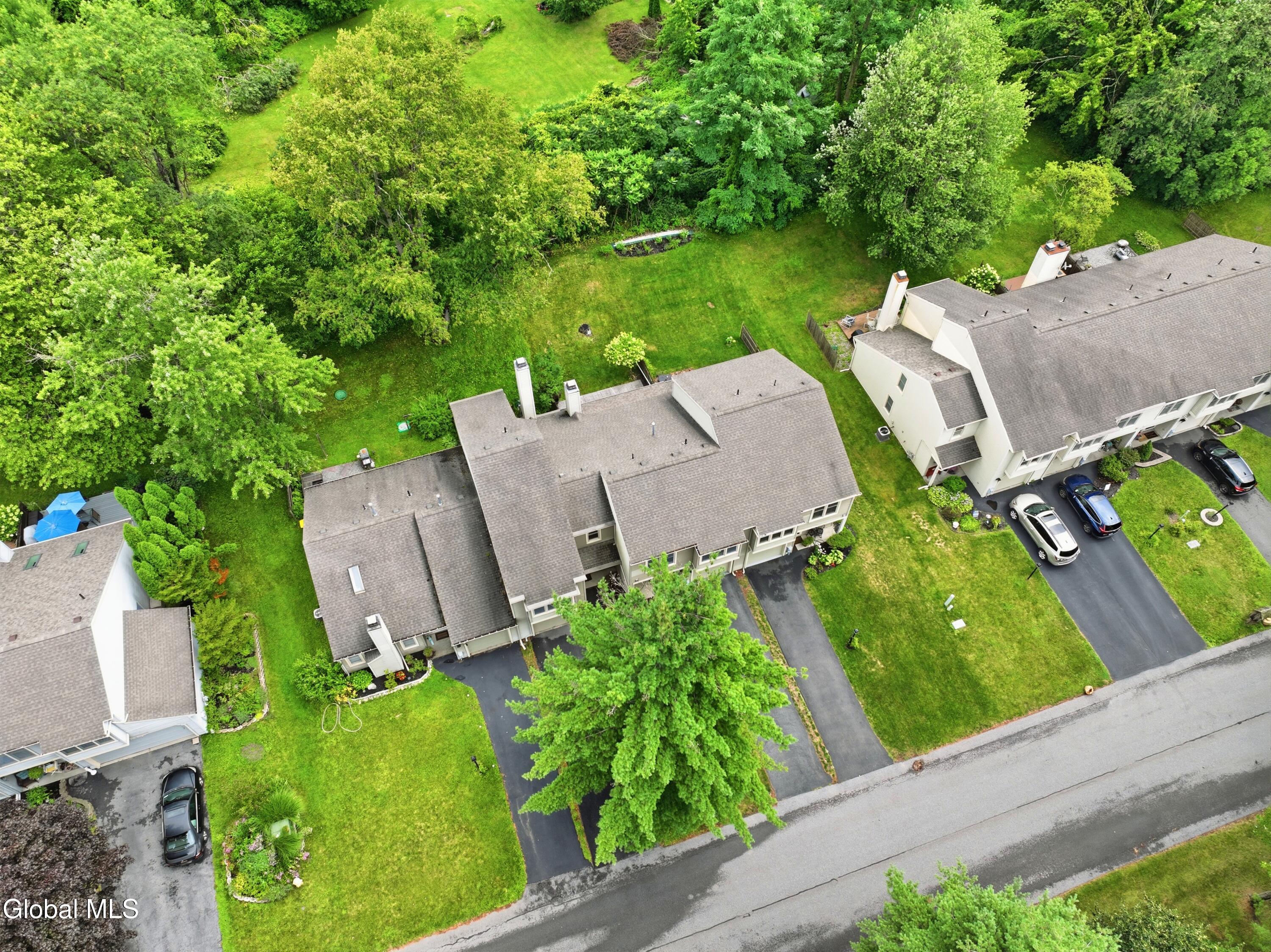 10 Flintlock Lane Halfmoon NY 12065