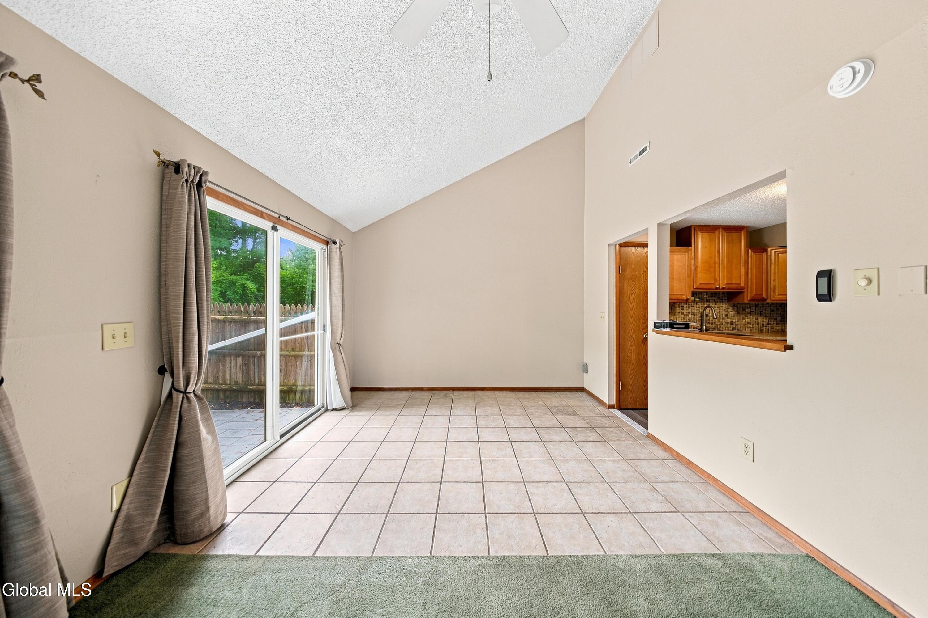 10 Flintlock Lane Halfmoon NY 12065