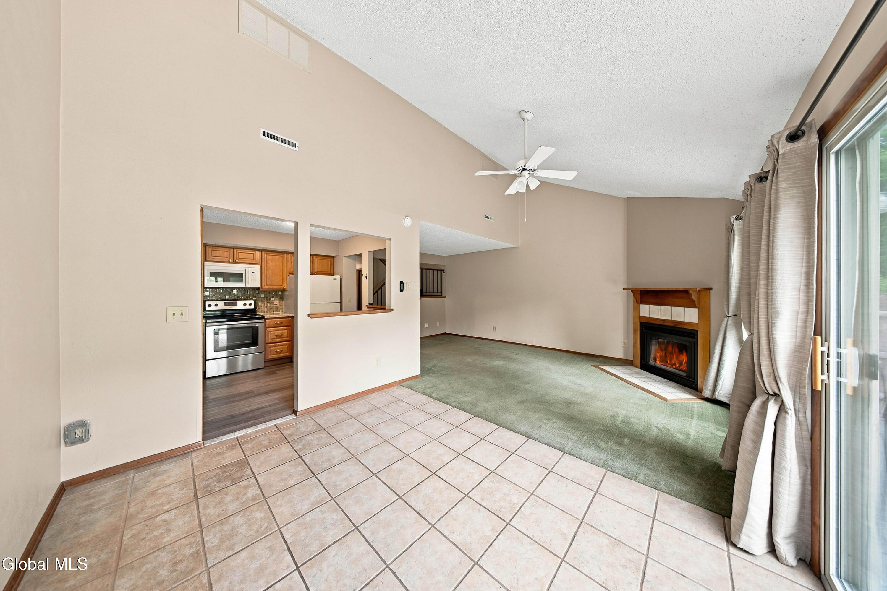 10 Flintlock Lane Halfmoon NY 12065