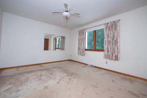 73 Velina Drive Albany NY 12203