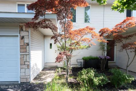 73 Velina Drive Albany NY 12203