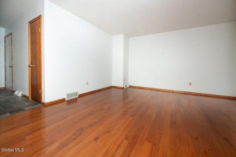 73 Velina Drive Albany NY 12203