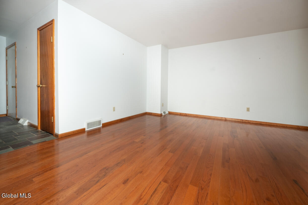 73 Velina Drive Albany NY 12203
