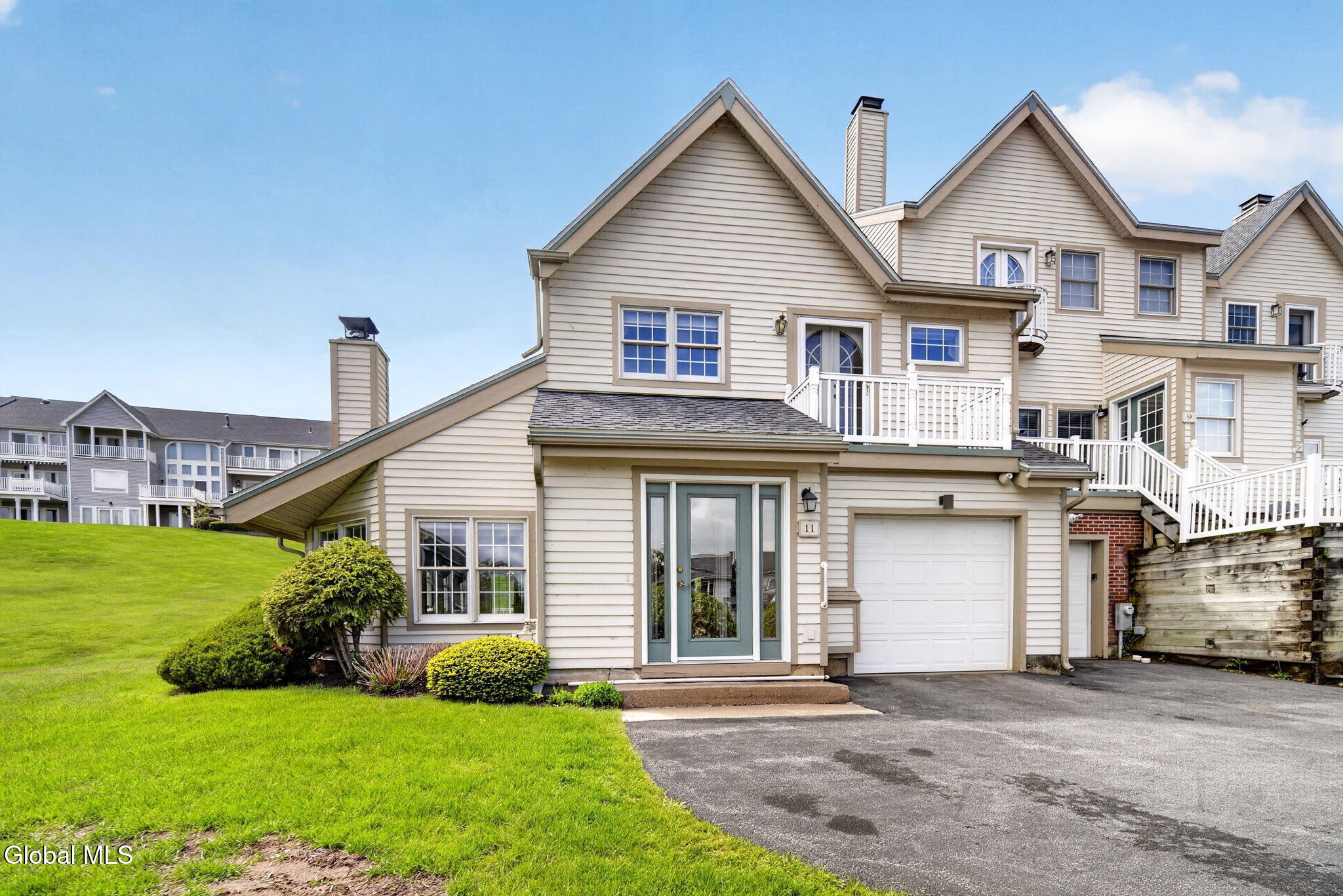 11 Beach Court Saratoga Springs NY 12866