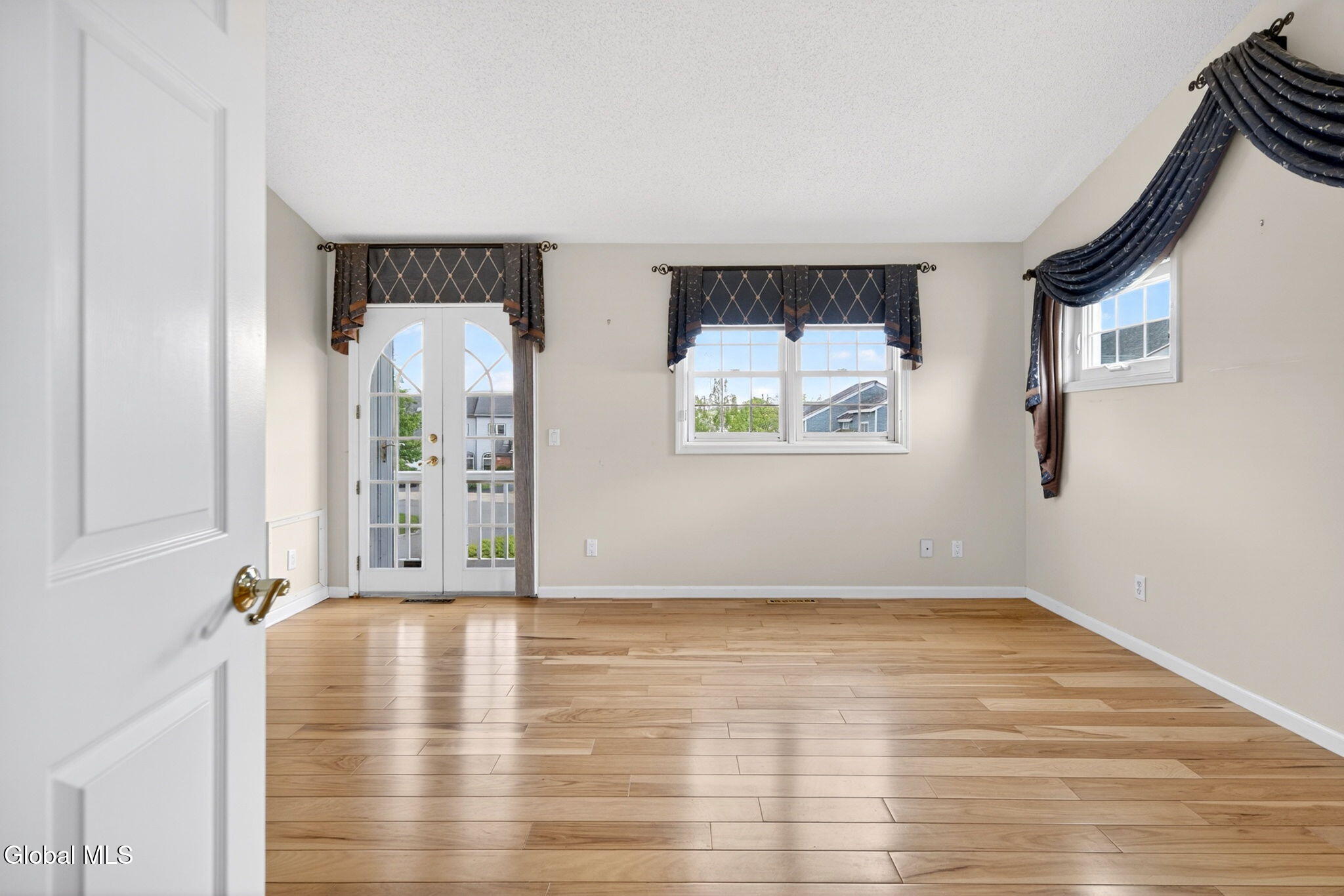 11 Beach Court Saratoga Springs NY 12866
