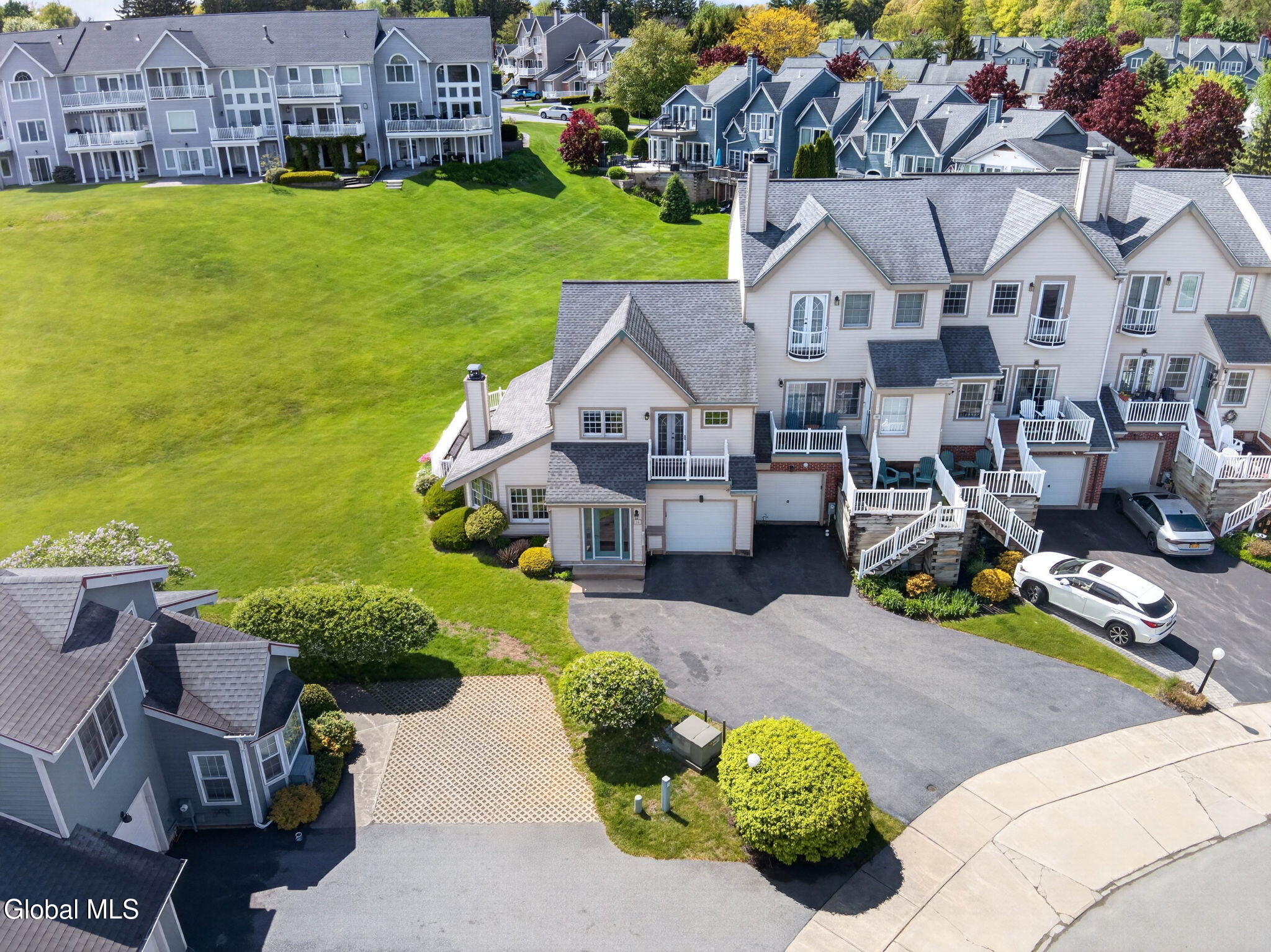 11 Beach Court Saratoga Springs NY 12866