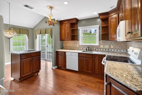 11 Beach Court Saratoga Springs NY 12866