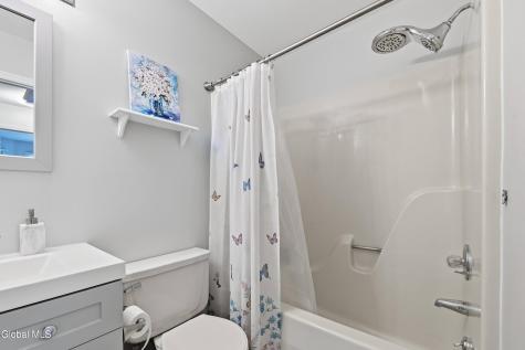 173 Killarney Drive Niskayuna NY 12309