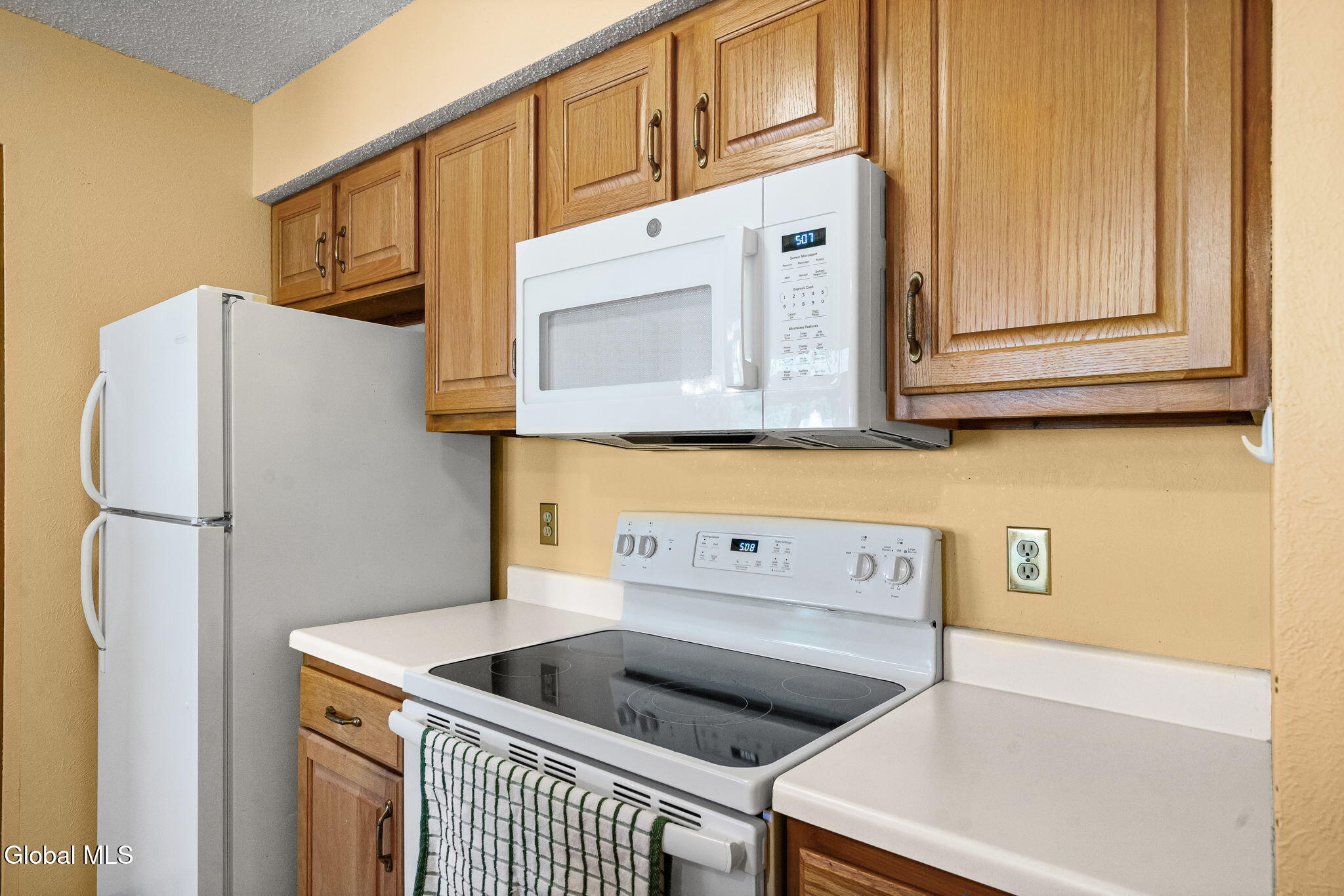 422 Hampton Place Boulevard Troy NY 12180