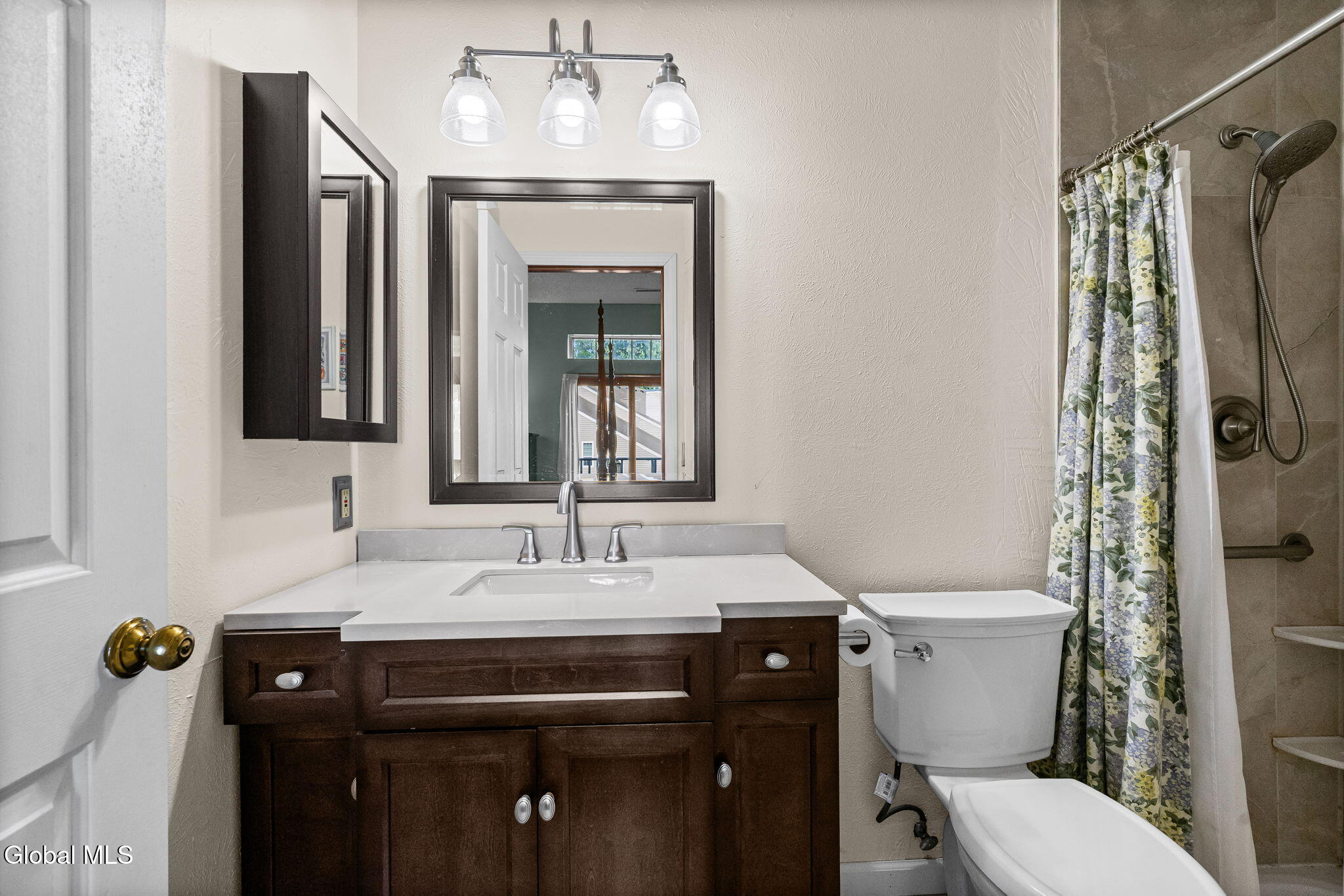 422 Hampton Place Boulevard Troy NY 12180