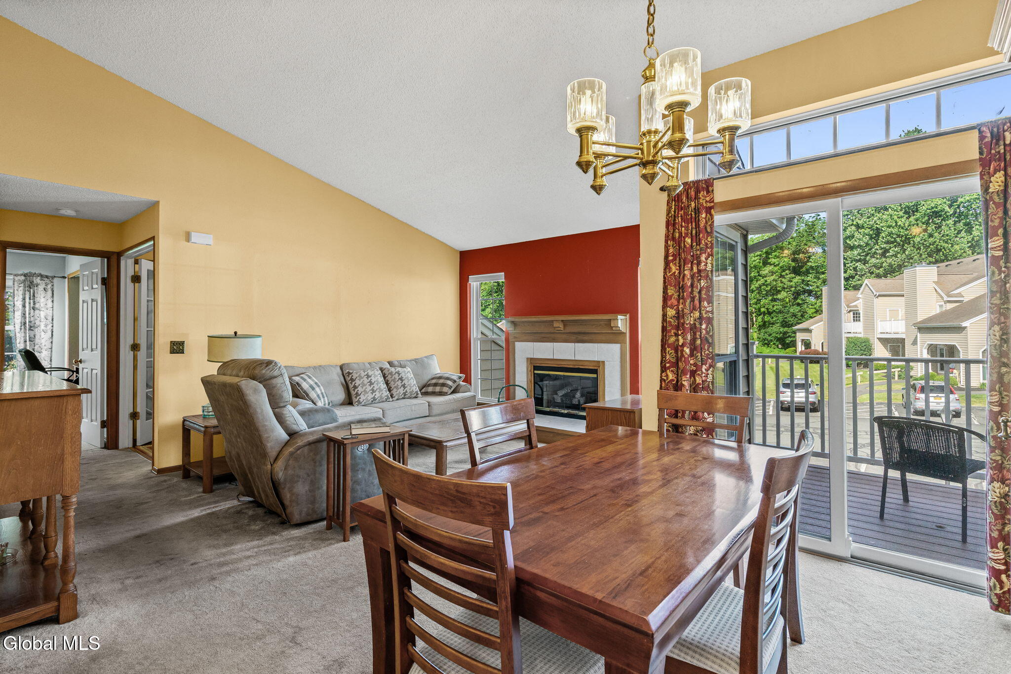 422 Hampton Place Boulevard Troy NY 12180
