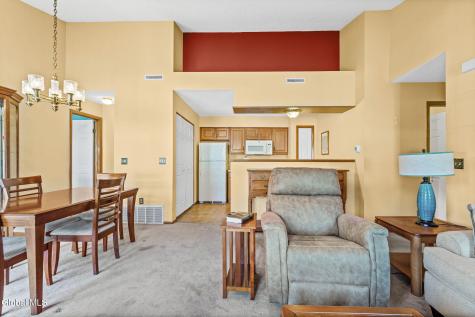 422 Hampton Place Boulevard Troy NY 12180