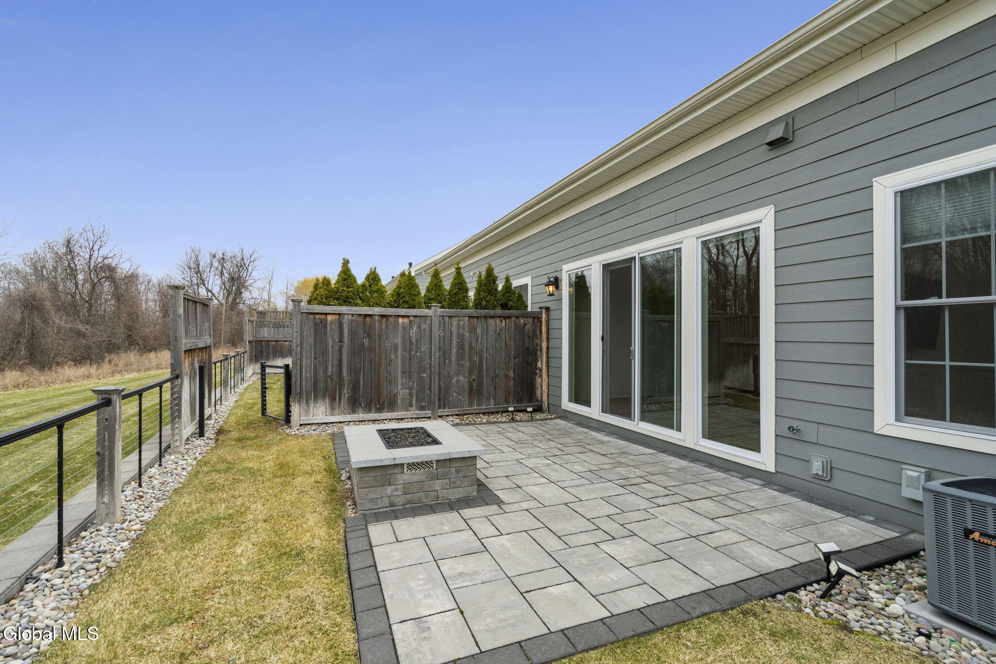 22 Cambridge Way Latham NY 12110