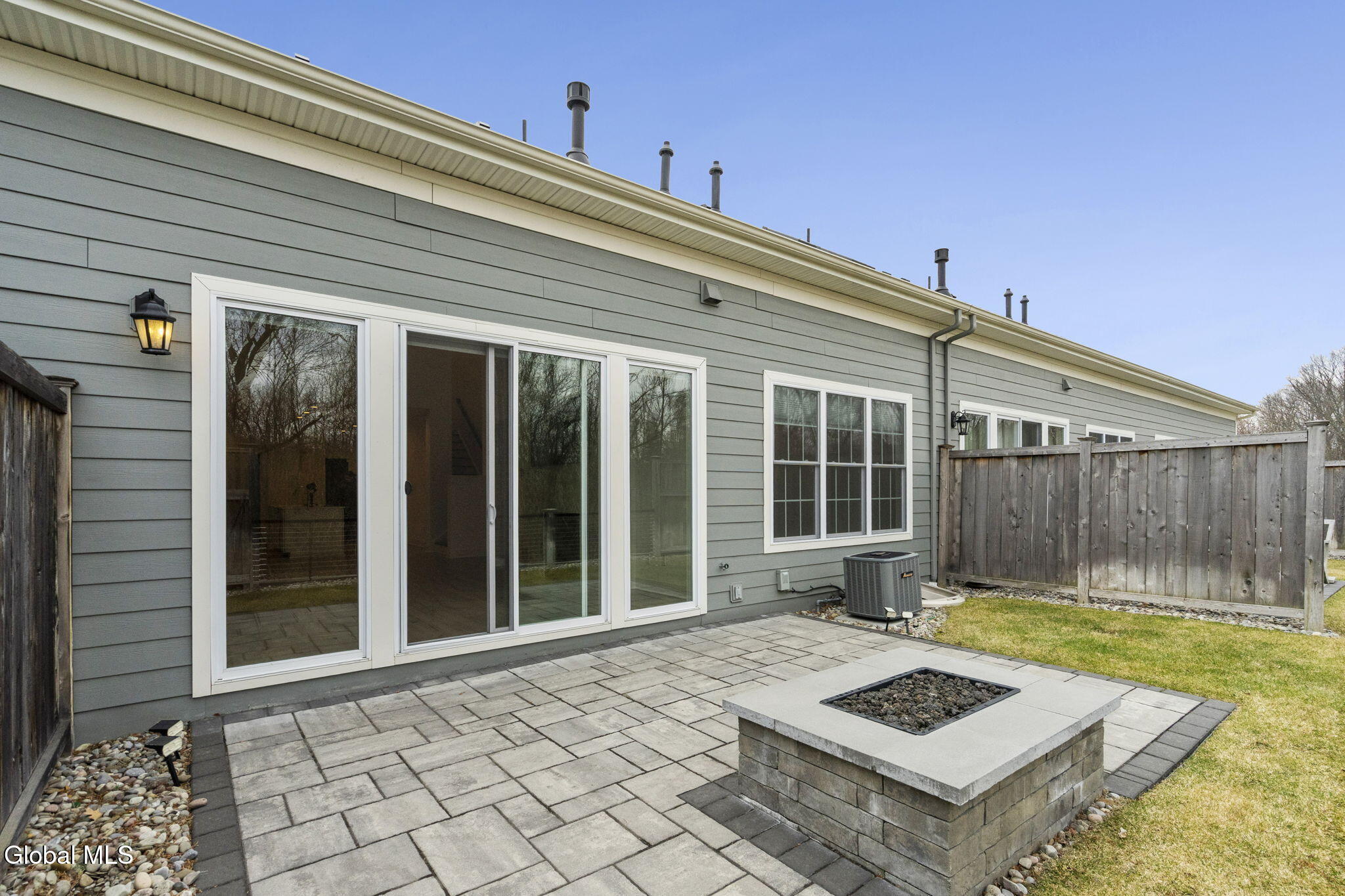 22 Cambridge Way Latham NY 12110