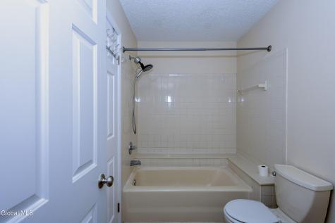 4 Justine Court Rensselaer NY 12144