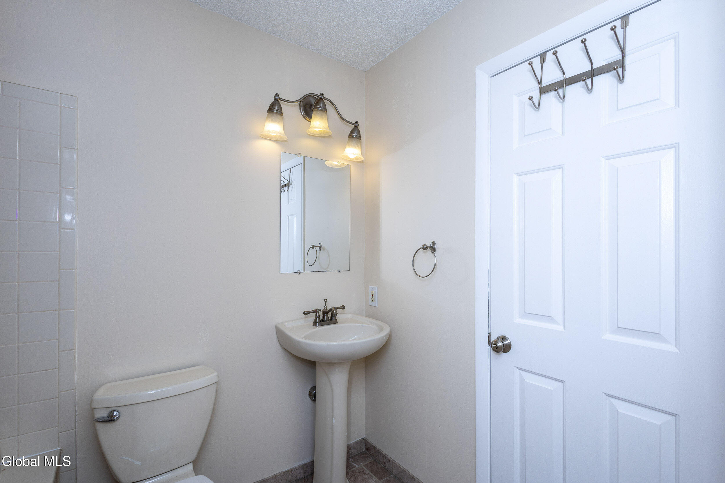 4 Justine Court Rensselaer NY 12144