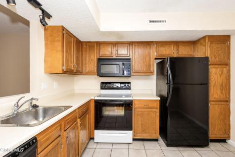4 Justine Court Rensselaer NY 12144
