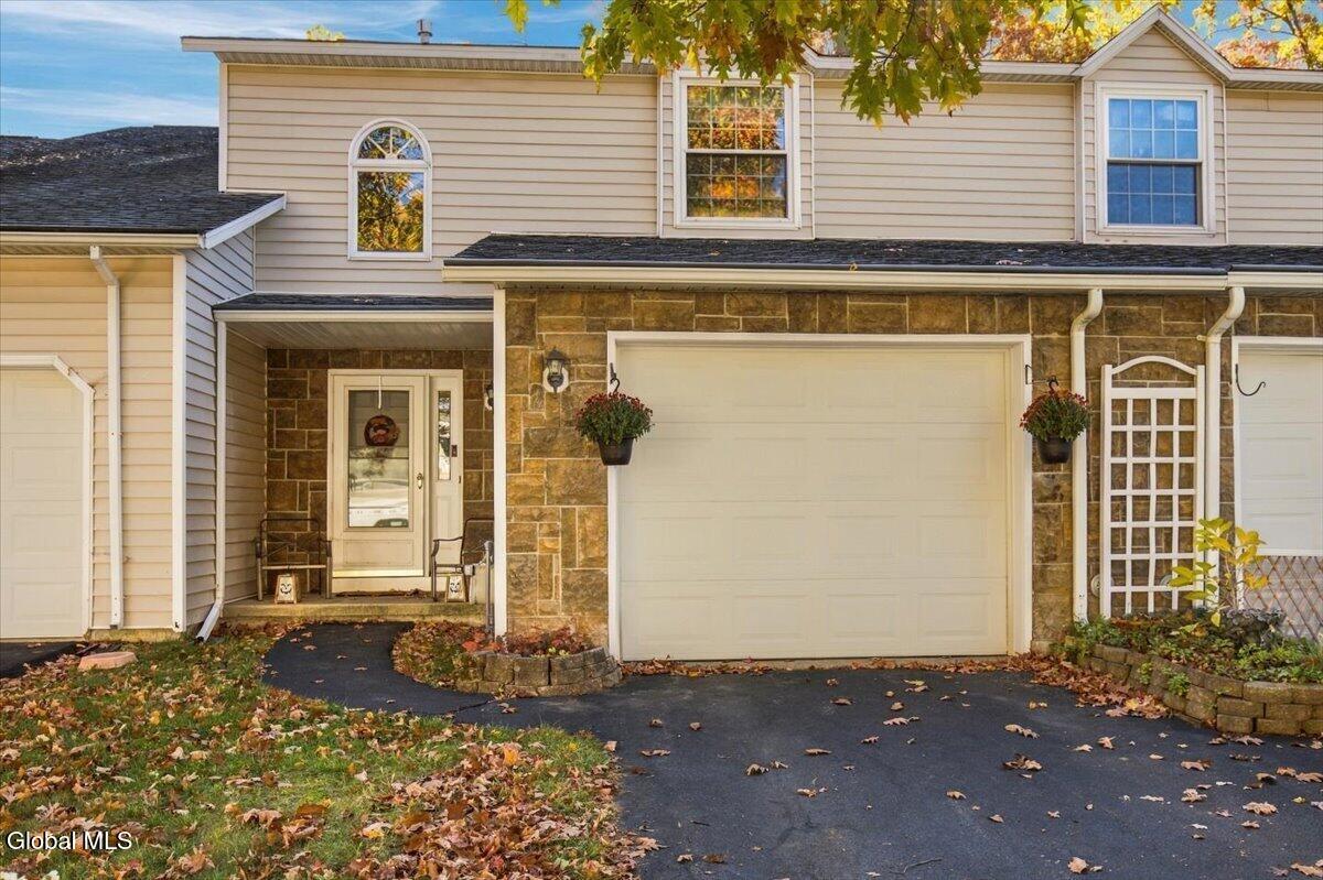67 Woodside Drive Albany NY 12208