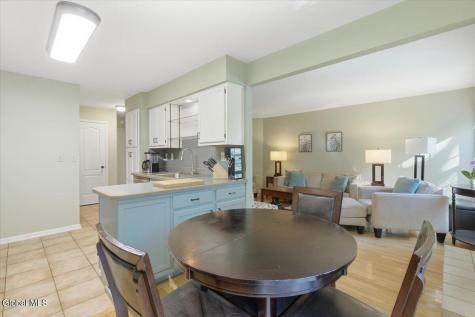 67 Woodside Drive Albany NY 12208