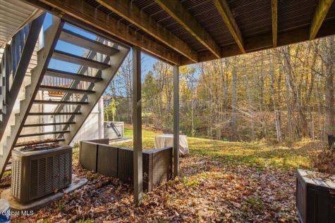 67 Woodside Drive Albany NY 12208
