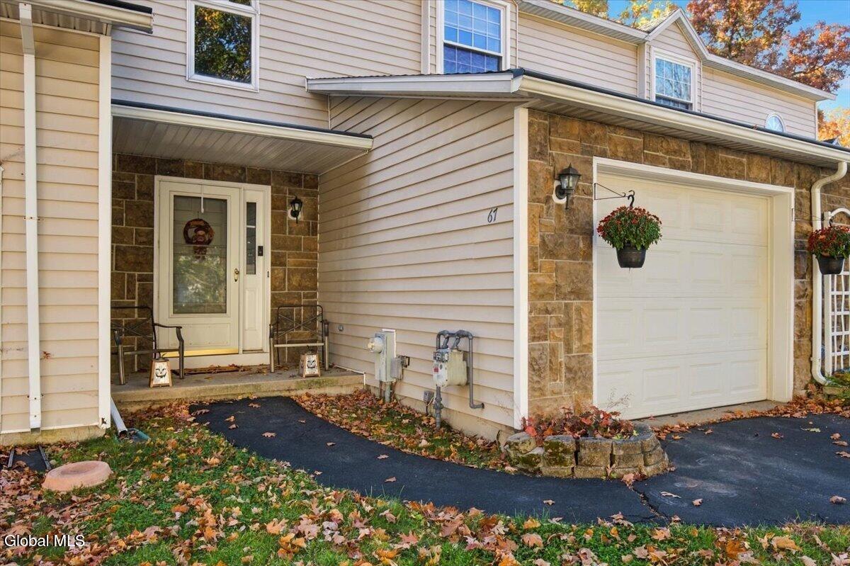 67 Woodside Drive Albany NY 12208