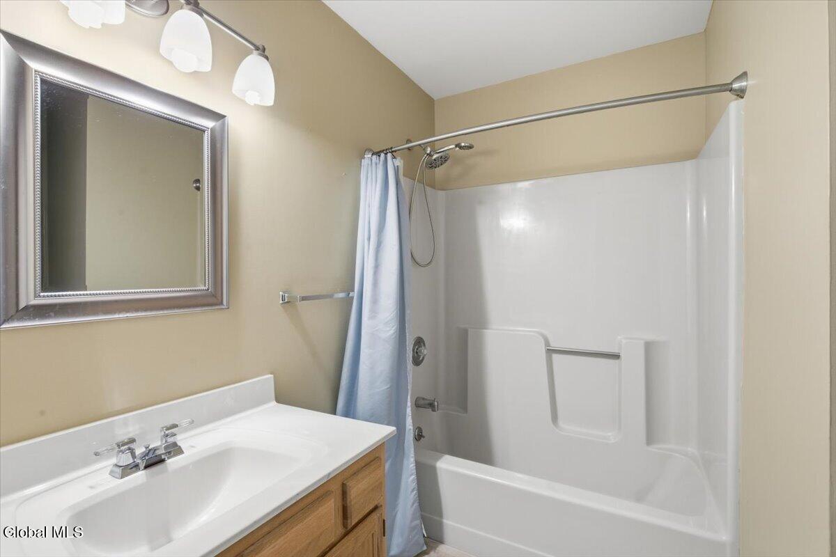 67 Woodside Drive Albany NY 12208