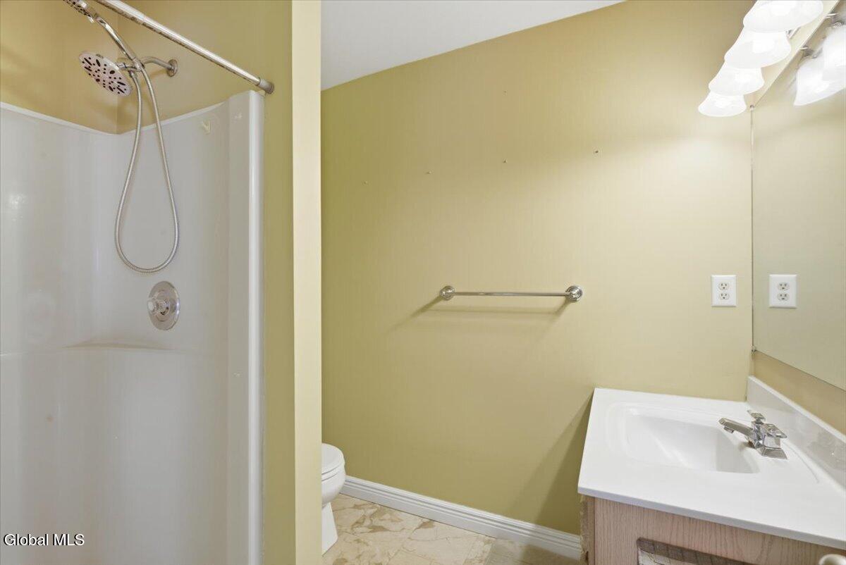 67 Woodside Drive Albany NY 12208