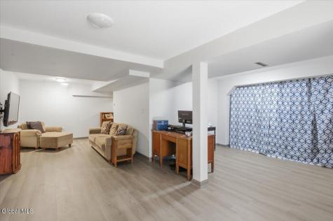 67 Woodside Drive Albany NY 12208