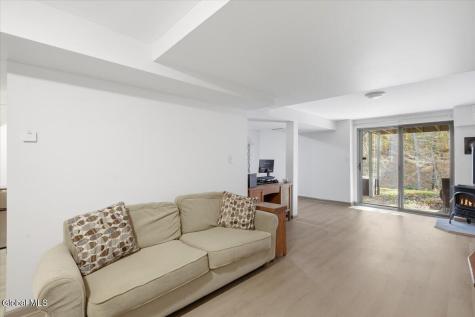 67 Woodside Drive Albany NY 12208