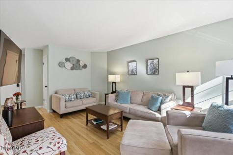 67 Woodside Drive Albany NY 12208