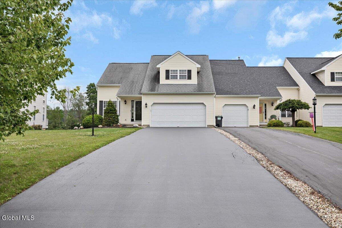 42A Raylinsky Lane Mechanicville NY 12118