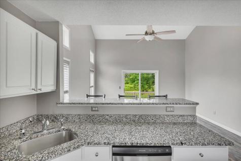 42A Raylinsky Lane Mechanicville NY 12118