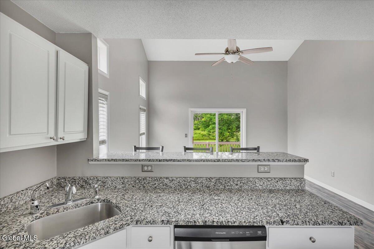 42A Raylinsky Lane Mechanicville NY 12118