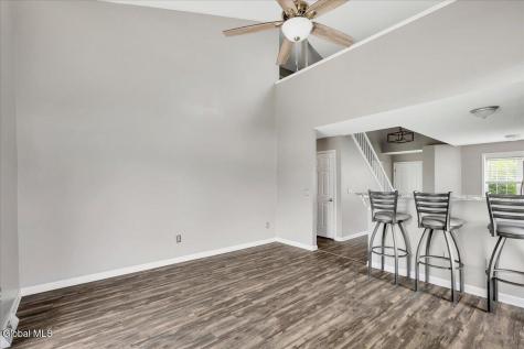 42A Raylinsky Lane Mechanicville NY 12118