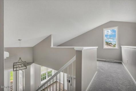 42A Raylinsky Lane Mechanicville NY 12118