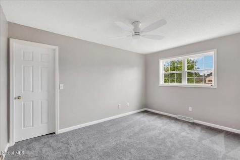 42A Raylinsky Lane Mechanicville NY 12118