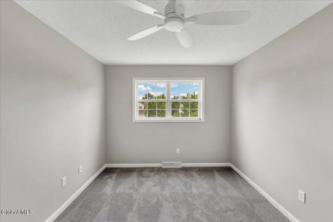 42A Raylinsky Lane Mechanicville NY 12118