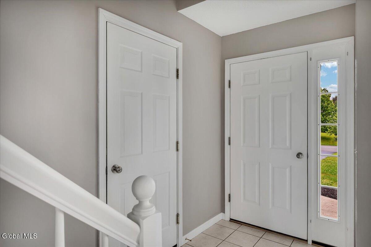 42A Raylinsky Lane Mechanicville NY 12118