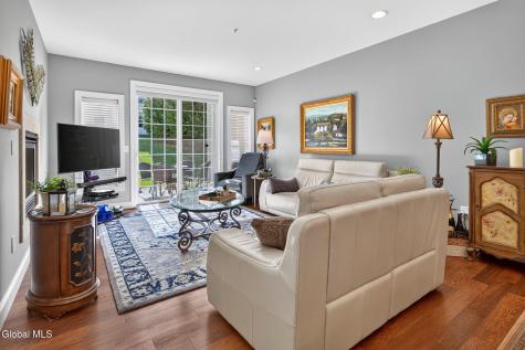 703 Vly Pointe Drive Niskayuna NY 12309