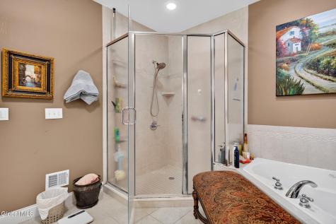 703 Vly Pointe Drive Niskayuna NY 12309
