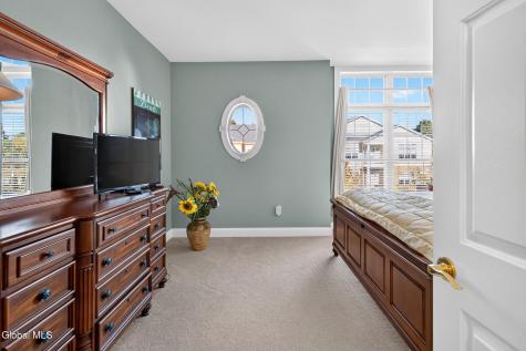 703 Vly Pointe Drive Niskayuna NY 12309