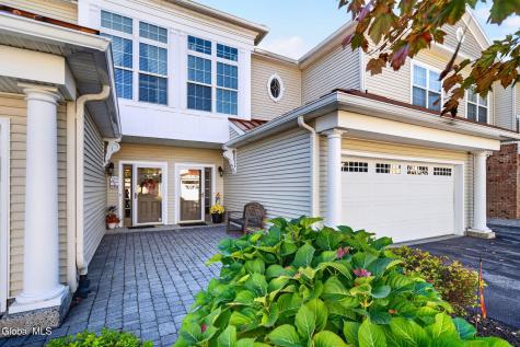 703 Vly Pointe Drive Niskayuna NY 12309