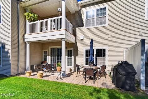 703 Vly Pointe Drive Niskayuna NY 12309
