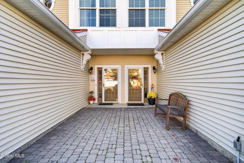703 Vly Pointe Drive Niskayuna NY 12309