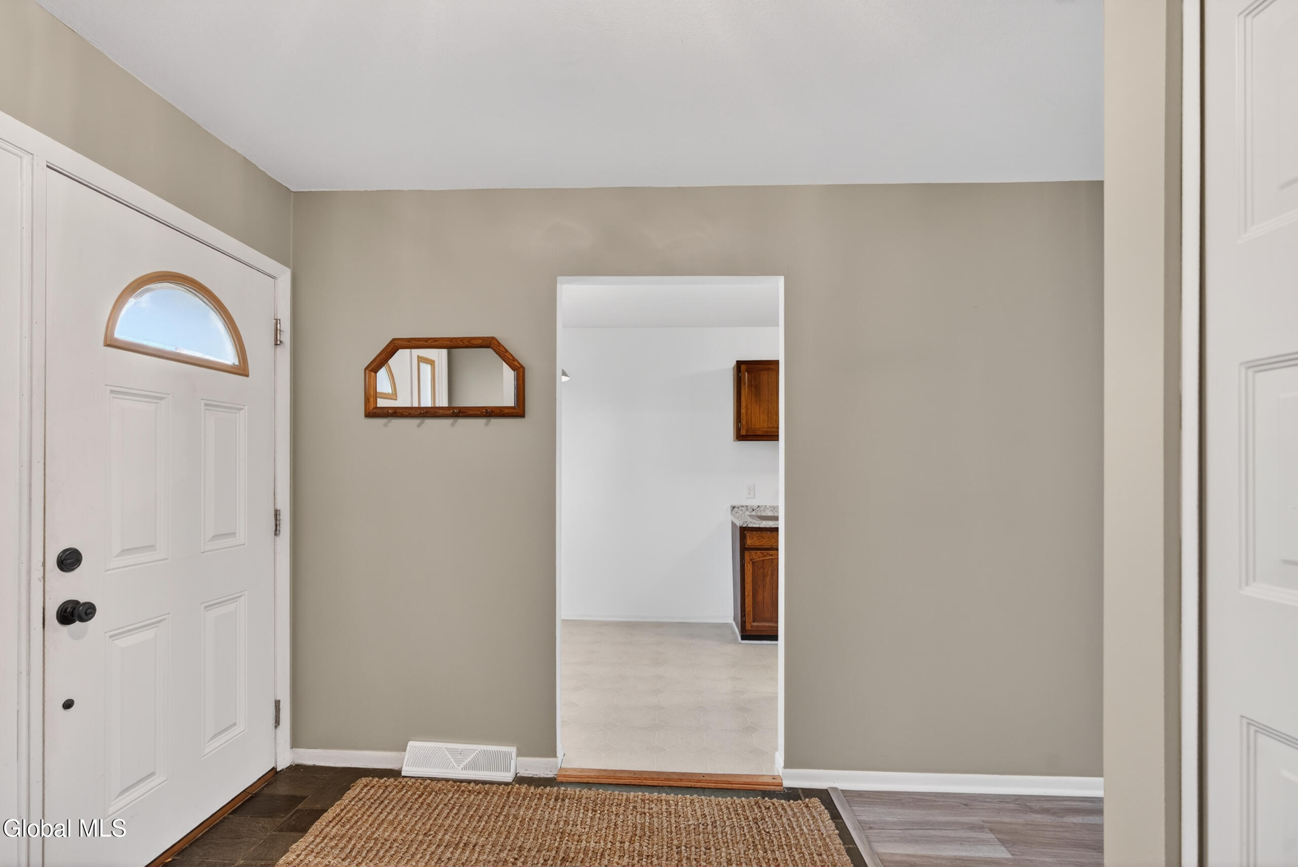 501 Huntington Court East Greenbush NY 12061