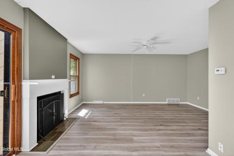 501 Huntington Court East Greenbush NY 12061